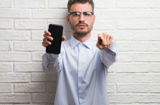 vodafone,-ee,-o2,-three-hit-with-3b-overcharging-lawsuit