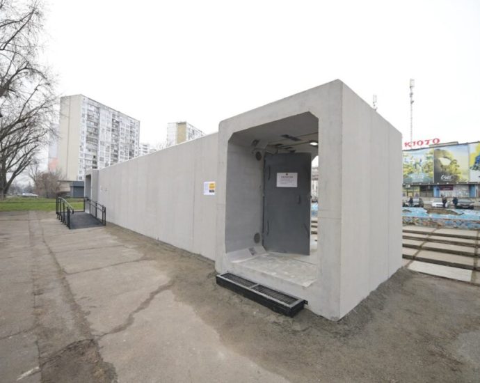 kyiv-installs-first-mobile-bomb-shelter-–-with-more-planned-as-russian-attacks-continue