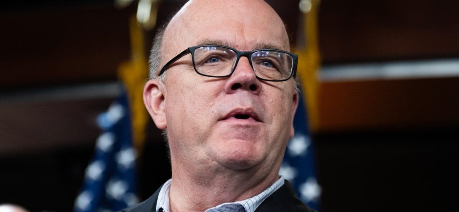 house-democrat-hits-the-traitor-with-nothing-but-receipts-over-his-‘phenomenal’-health-care-fail