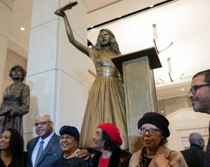 the-civil-war-ended-160-years-ago-why-is-robert-e.-lee-trending-today?