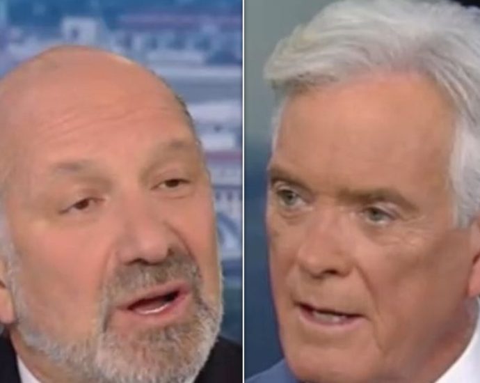 fox-news-host-calls-out-the-traitor’s-lies-right-to-his-commerce-secretary’s-face