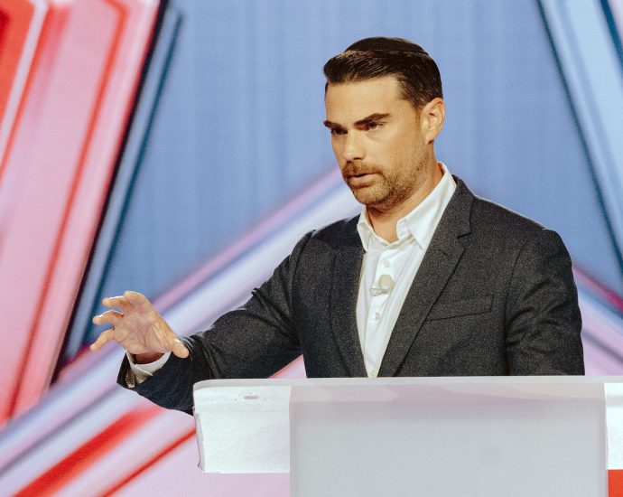 “frauds-and-grifters”:-maga-infighting-on-first-day-of-tpusa’s-america-fest