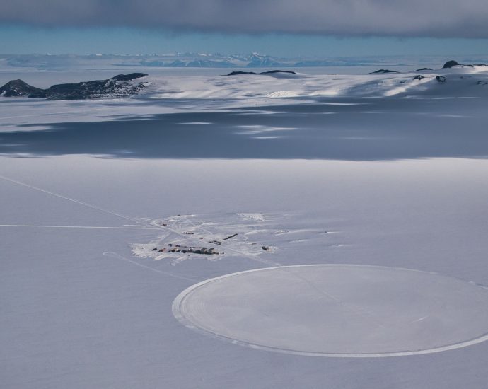 second-scientific-balloon-for-nasa-launches-from-antarctica