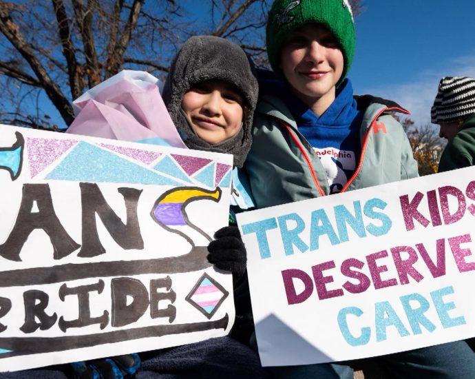 doctors-in-jail?-hospitals-stripped-of-fed-funding?-the-criminalization-of-trans-youth-healthcare