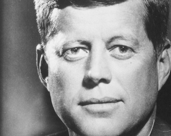 jfk’s-family-bashes-kennedy-center-name-change