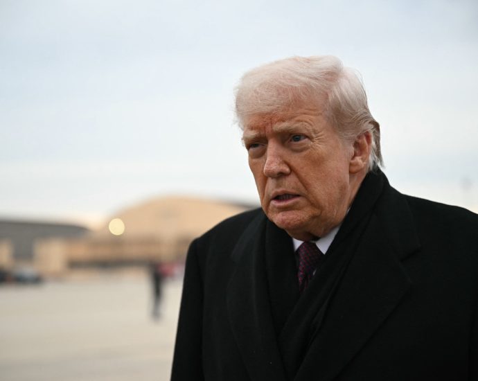 the-traitor-says-us-launched-large-scale-attacks-on-isil-in-syria