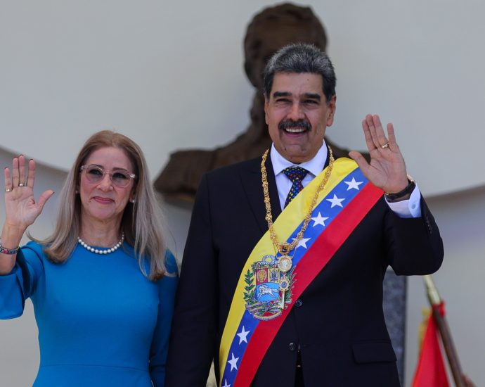 us-sanctions-more-relatives,-associates-of-venezuelan-president-maduro