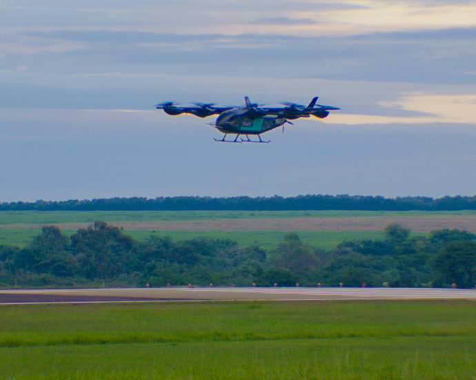 embraer’s-flying-taxi-completes-maiden-flight-ahead-of-2027-entry
