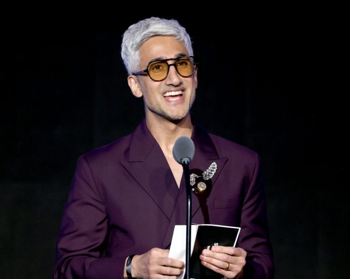 tan-france-on-bidding-farewell-to-‘queer-eye’-and-what’s-next-after-the-fab-five-(exclusive)