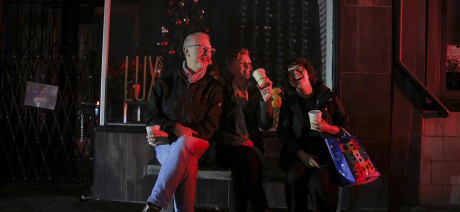 holiday-sf.-power-outage-disrupts-trains,-leaves-waymos-stalled-on-darkened-streets