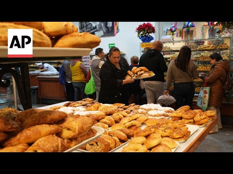 british-baker-calls-mexican-bread-‘ugly-rolls,’-sparking-online-outrage