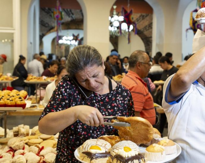a-british-celebrity-chef-insulted-mexican-bread.-mexico-took-it-personally