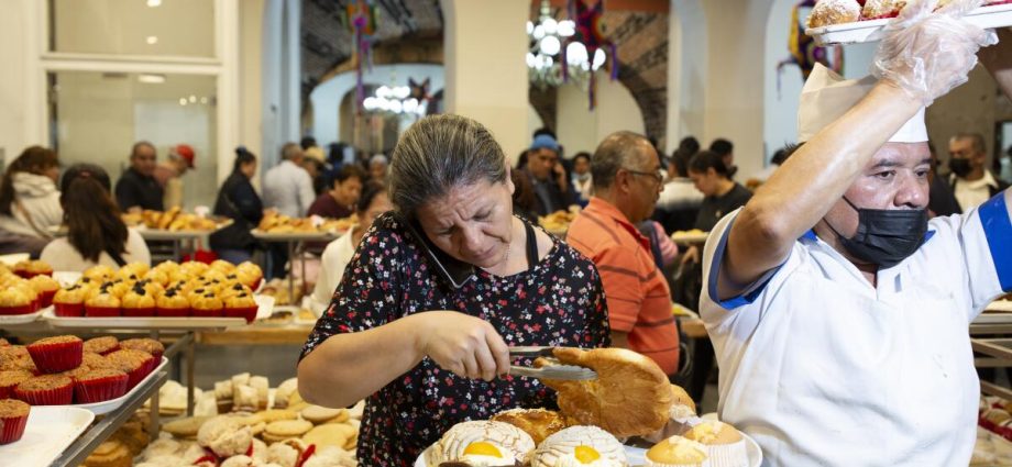 a-british-celebrity-chef-insulted-mexican-bread.-mexico-took-it-personally