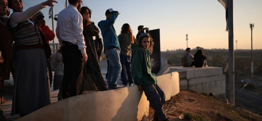 illegal-settlement-expansion:-how-israel-is-redrawing-occupied-west-bank