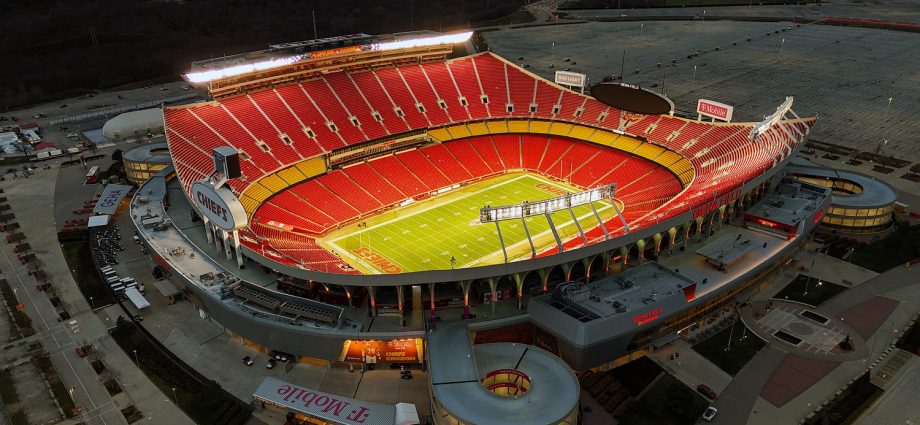 kansas-city-chiefs-will-move-from-missouri-to-neighboring-kansas-to-build-new-stadium