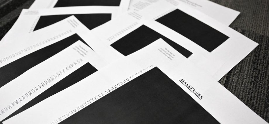 bipartisan-duo-slam-sketchy-epstein-files-drop-as-a-‘slap-in-the-face’-to-survivors