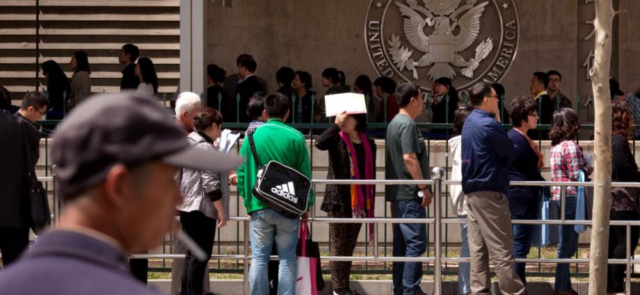 apple,-google-and-others-tell-some-foreign-employees-to-avoid-traveling-out-of-the-country