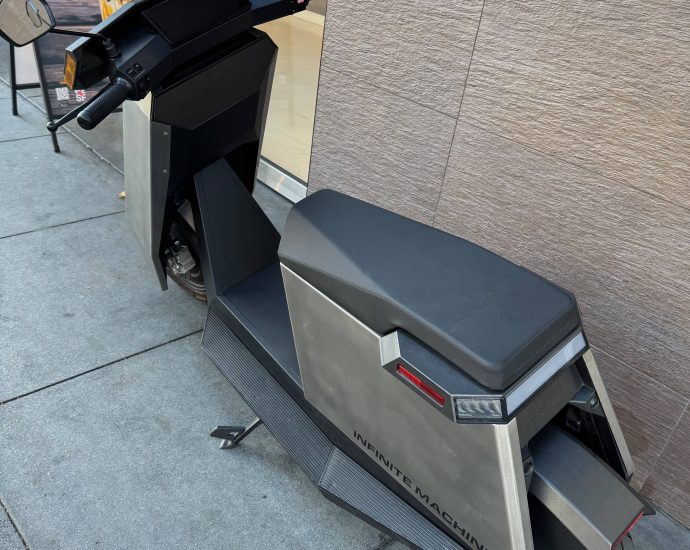 Infinite Machine e-scooter is like the offspring of a Vespa and a Cybertruck