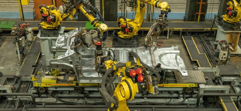 nissan-begins-production-of-third-generation-leaf-at-english-ev-plant