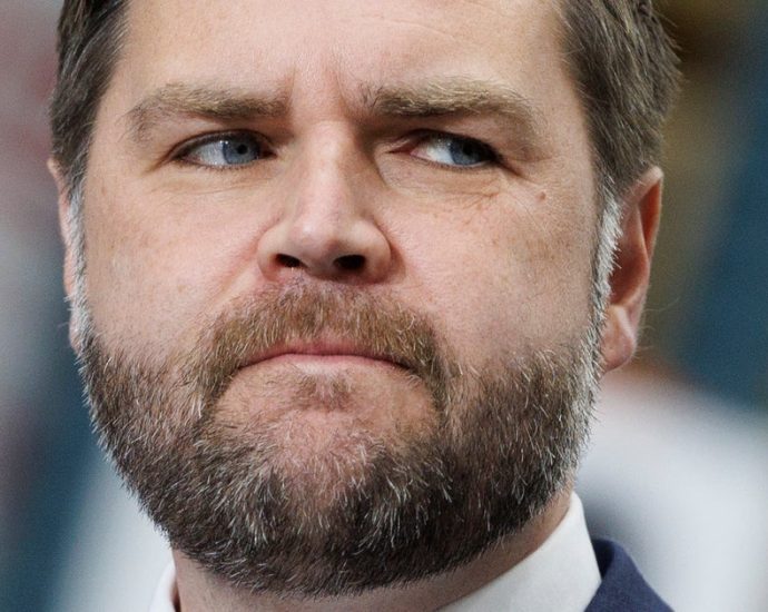 ‘gi-jello’:-jd-vance’s-training-session-with-navy-seals-clobbered-by-critics