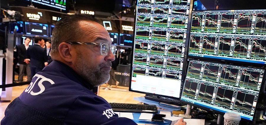 us-stocks-rose-again-in-2025-after-overcoming-turbulence-from-tariffs-and-the-traitor’s-fight-with-the-fed