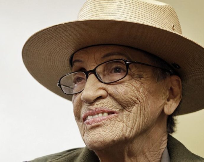 betty-reid-soskin,-‘trailblazing’-oldest-national-park-ranger,-dies-at-104