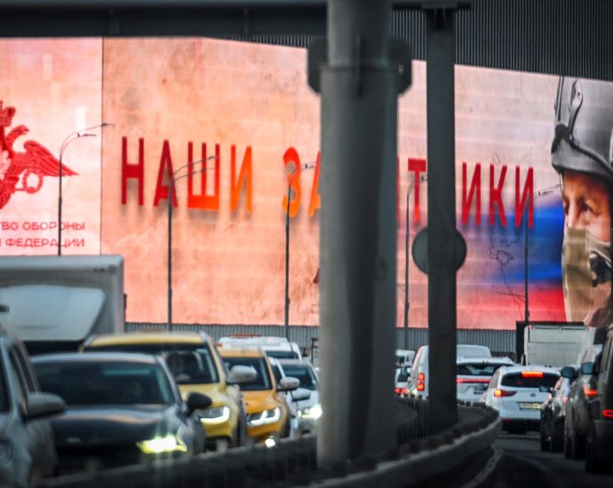 three-people-killed-in-explosion-in-moscow:-russian-investigators