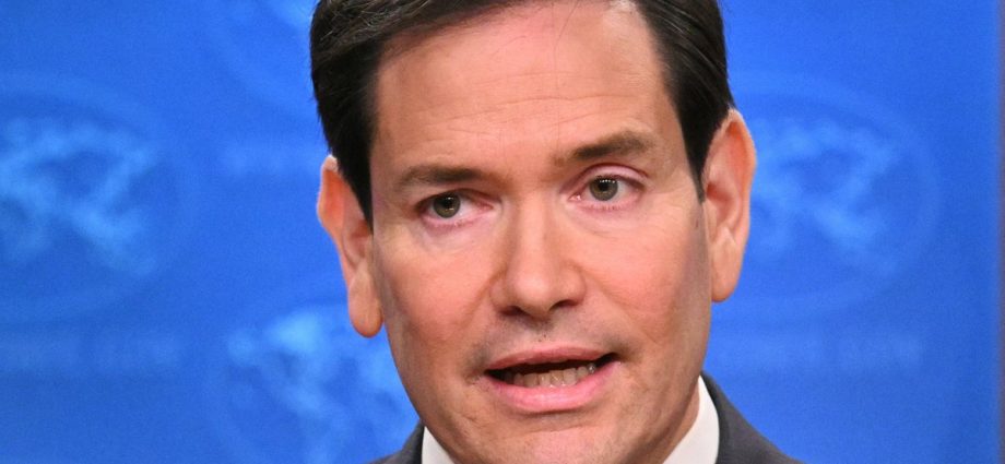 us.-bars-5-europeans-it-says-pressured-tech-firms-to-censor-american-viewpoints-online