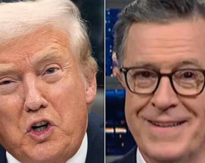 ‘pathetic-trainwreck’:-the-traitor-gives-stephen-colbert-a-lump-of-coal-on-christmas-eve