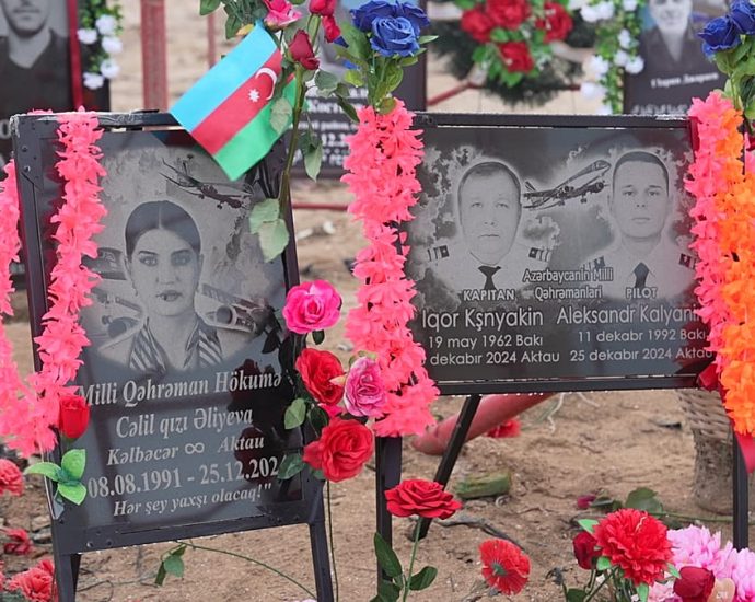 kazakh-city-of-aktau-recalls-the-azerbaijan-airlines-crash-one-year-on