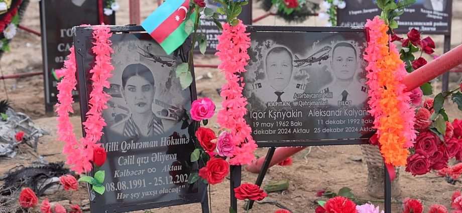 kazakh-city-of-aktau-recalls-the-azerbaijan-airlines-crash-one-year-on