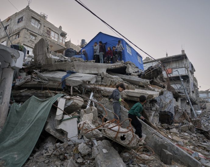 israeli-forces-kill,-wound-palestinians-as-netanyahu-issues-hamas-threat