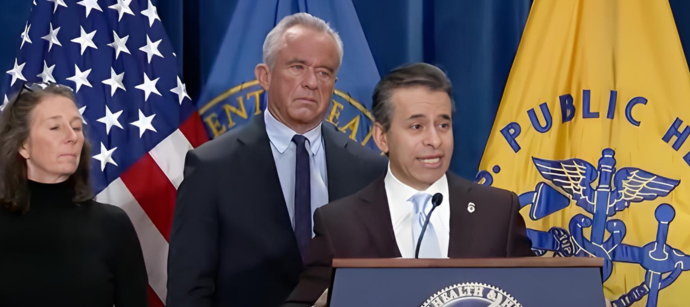 makary,-rfk-jr.-exaggerate-chronic-disease-benefits-of-menopausal-hormone-therapy