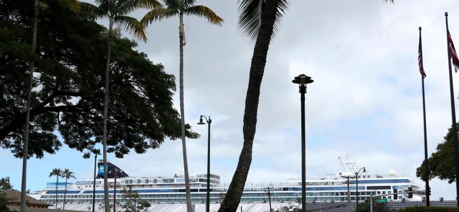 federal-judge-upholds-hawaii’s-new-climate-change-tax-on-cruise-passengers