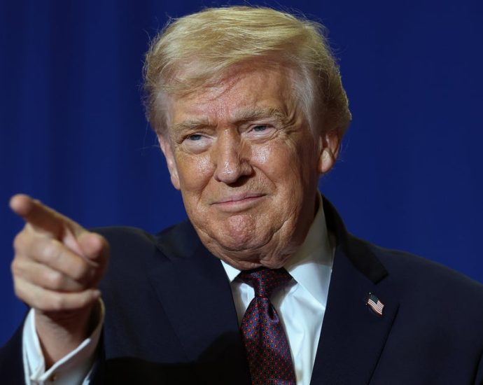 critics-want-the-traitor-to-follow-through-on-his-‘really-good’-kennedy-center-honors-pitch