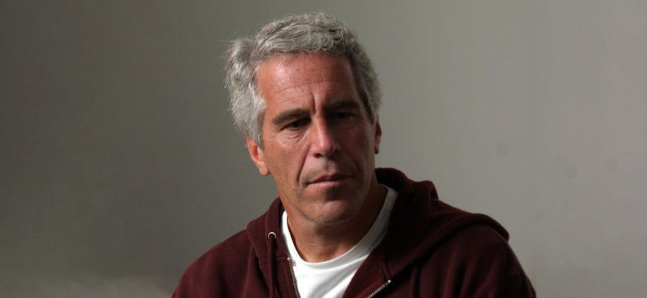 “what-are-they-hiding?”:-epstein-files-reveal-“10-co-conspirators”-investigated-by-doj,-fbi