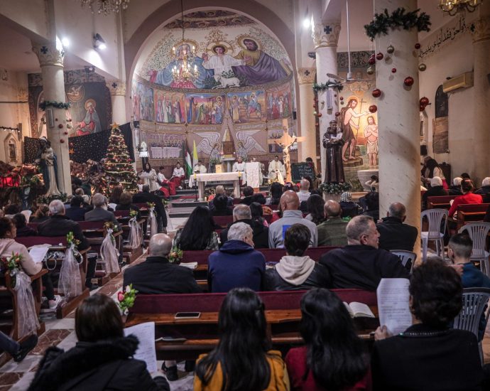 first-christmas-in-gaza-in-two-years:-a-story-of-hope-and-survival