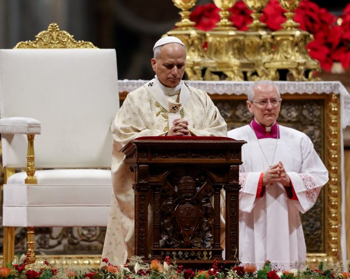 pope-leo-laments-suffering-of-gaza-palestinians-in-first-christmas-sermon