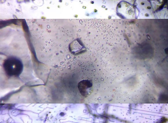 Scientists Find Ancient Air Bubbles in 1.4 Billion-Year-Old Salt Crystals