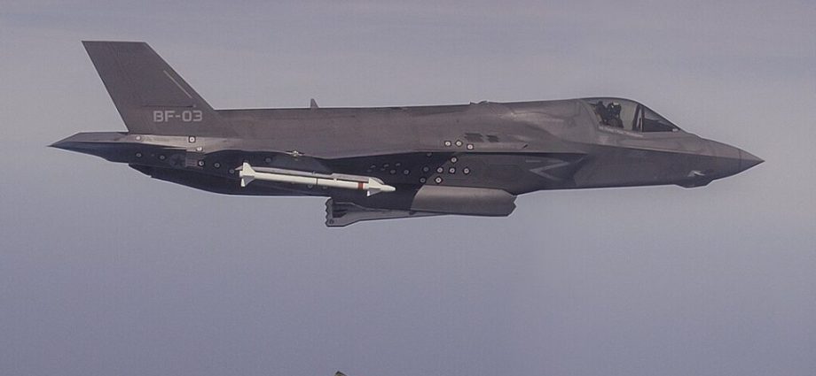 ukraine’s-f-16s-just-shot-down-34-of-35-russian-cruise-missiles—and-new-tech-may-be-why