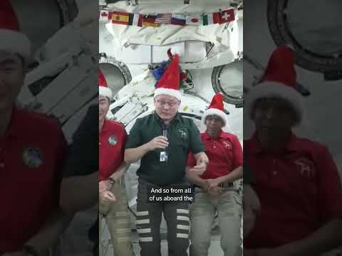 🧑‍🚀-astronauts-send-seasons-greetings-from-space