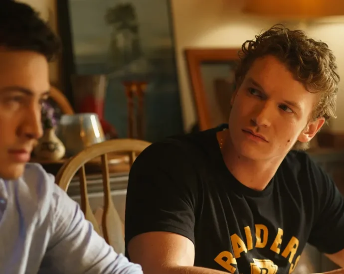 heated-rivalry’s-finale-is-so-tender-it-almost-hurts