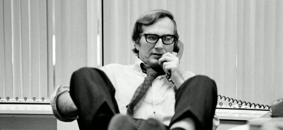 telling-sy-hersh’s-story