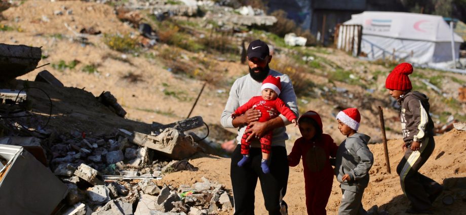 israeli-forces-kill-palestinian-in-gaza,-carry-out-raids-across-west-bank