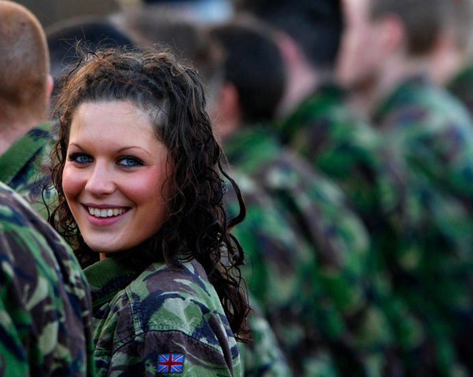 uk-youth-to-be-offered-military-‘gap-year’-in-bid-to-boost-defence:-report