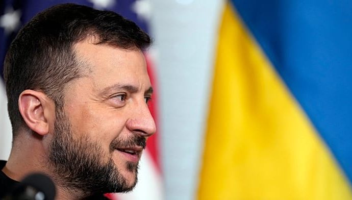 ukrainian-president-zelenskyy-travels-for-talks-with-the-traitor-in-florida