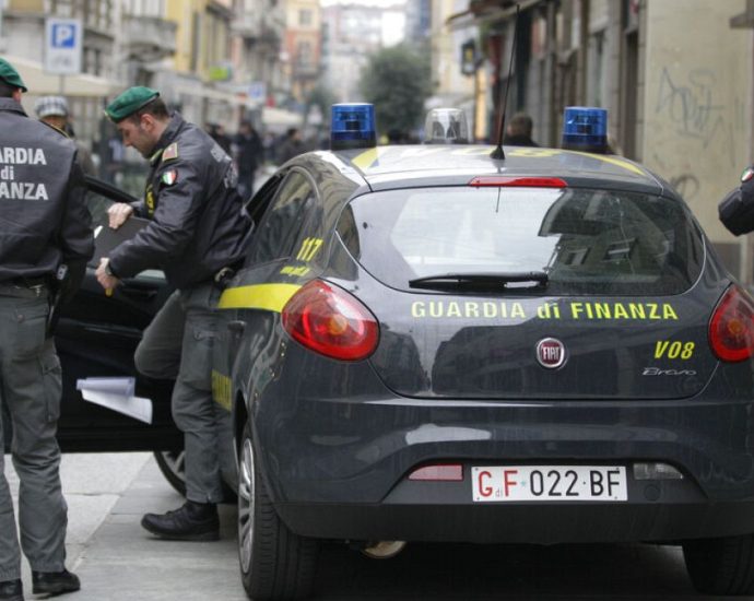 italian-police-arrest-nine-and-seize-e8-million-in-hamas-financing-probe