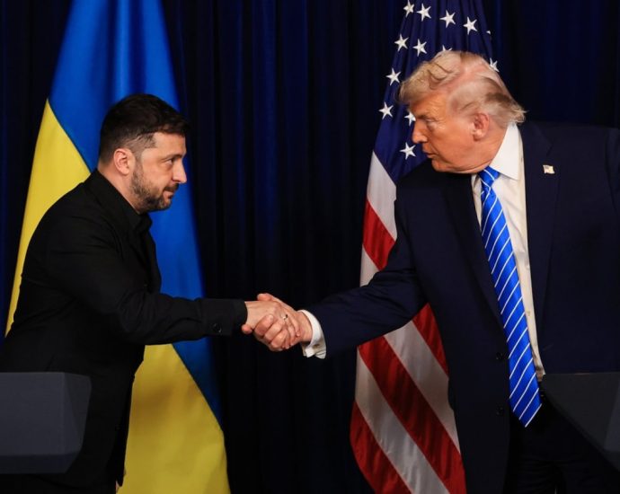 the-traitor-says-he-is-‘very-close’-to-final-ukraine-russia-peace-deal