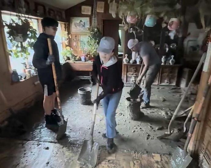 ‘it’s-tragic-here’:-lytle-creek-residents-are-cut-off,-buried-in-mud-after-storm,-resident-says