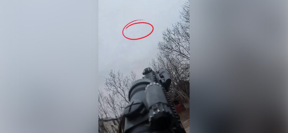 ukrainian-soldiers-target-russian-drones-with-rifles